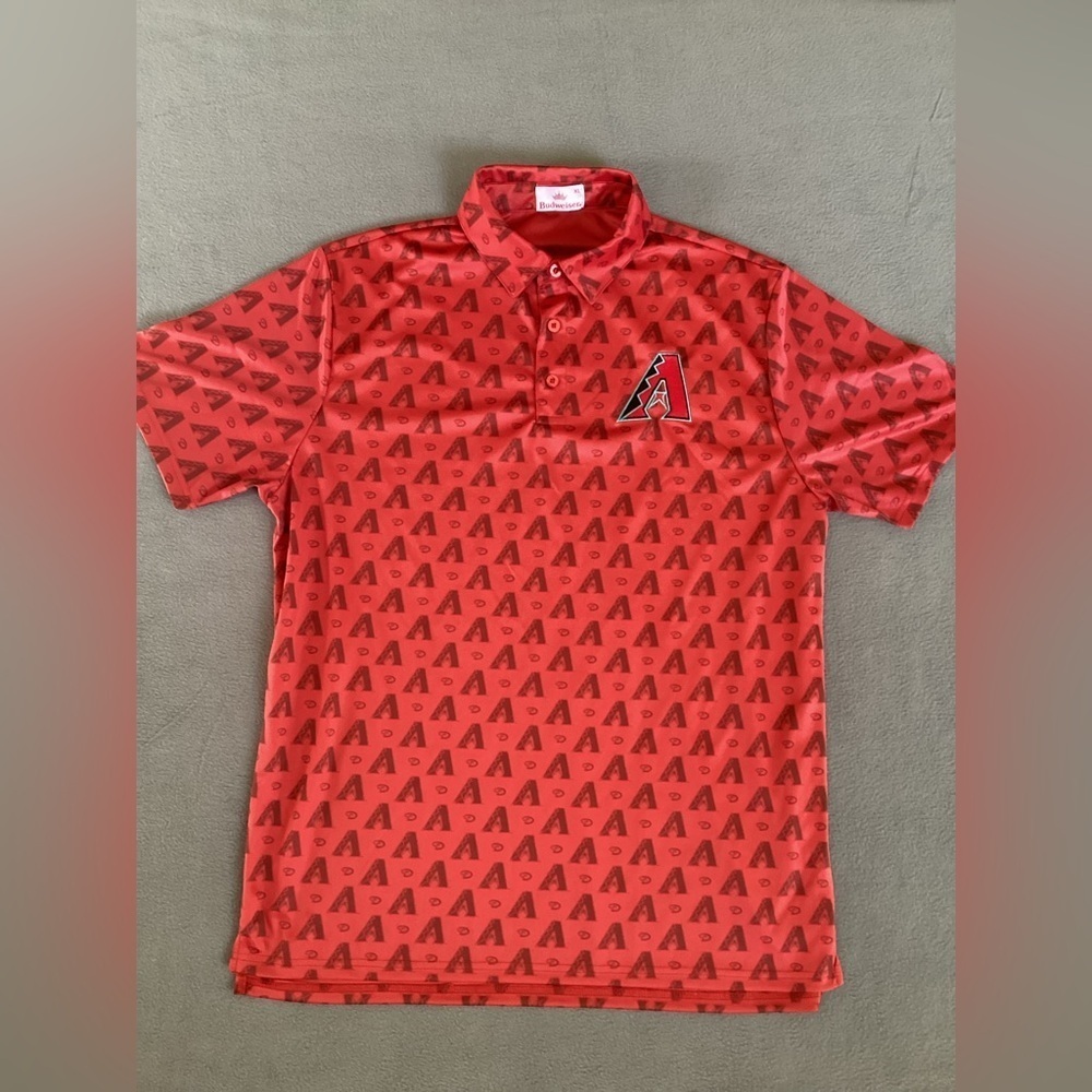 Arizona Diamond Backs Budweiser Father’s Day polo-SZ XL
PIT TO PIT 21”
Length 30